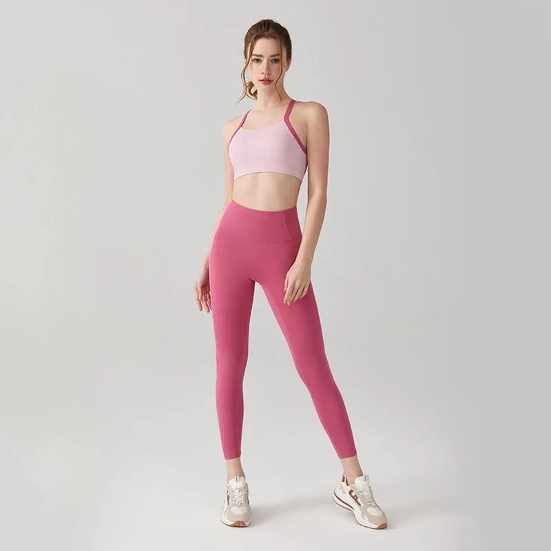 Backless cropped top sport bra and build in pocket legging color blocking set