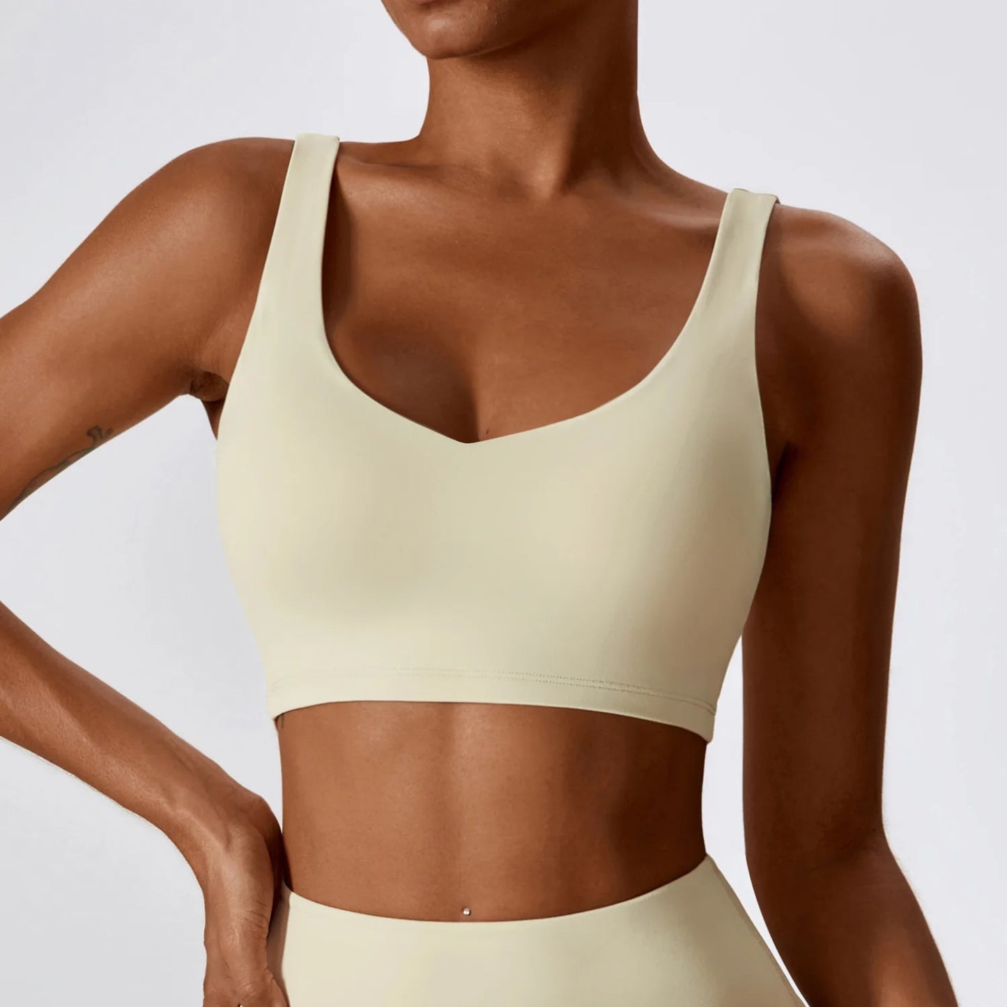 Seamless build in pad crop sport top